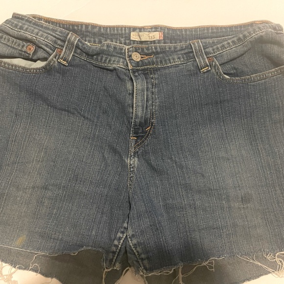 LEVIS a denim cut off shorts 20M - Picture 2 of 6